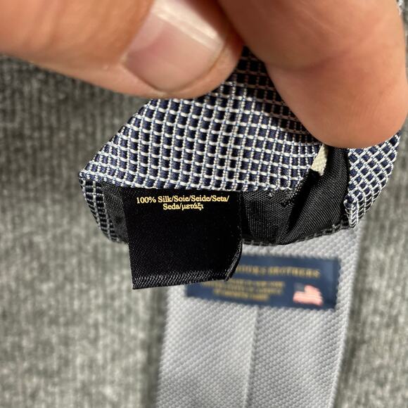 Brooks Brothers Tie NWT 3.5X58 Gray Geometric Allover All Silk Made In USA - Picture 6 of 9